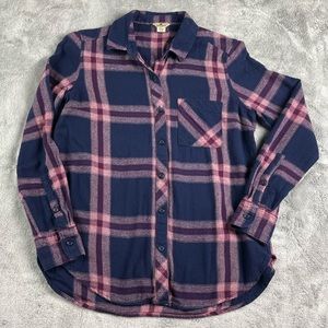 Woolrich 100% cotton plaid flannel button down shirt